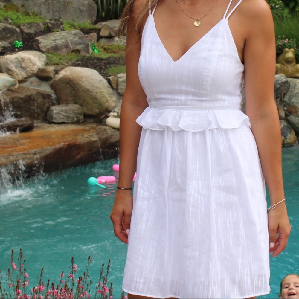 BCBGeneration White dress size 4